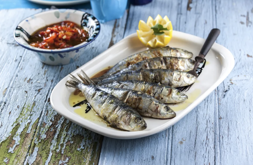 Sardinhas Assadas com Salada de Pimentos